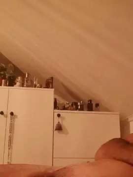 Cam4 Nude Webcam of raducu23