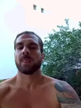 Cam4 Sex Chat of Victor2033
