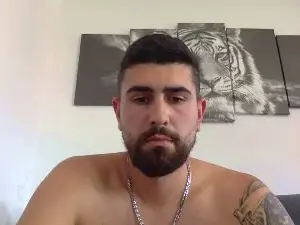 Cam4 Adult Video Chat of alexmndz