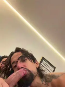 Cam4 Free Porn Cam of Lucasandmenson