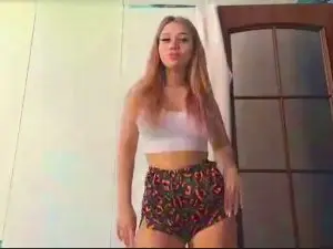 Cam4 Live Sex of LawandaMowry