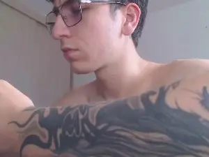 Cam4 Live Sex of axel_serra