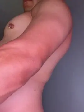 Cam4 Sex Cam of JohnnyRuizXXX