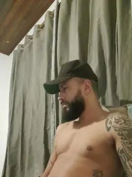 Cam4 Free Live Porn of ghusantos30