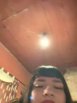Cam4 Free Live Porn of ladeldolar