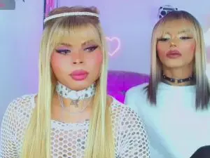 Cam4 Adult Webcam of leslychaneldoll