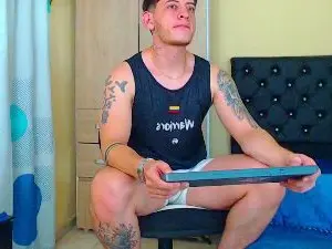 Cam4 Nude Webcam of Allan_peige