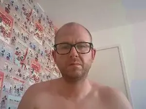 Cam4 Live Porn of agentbravo