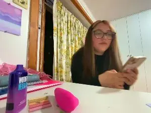 Cam4 Live Sex of aleksandrachile