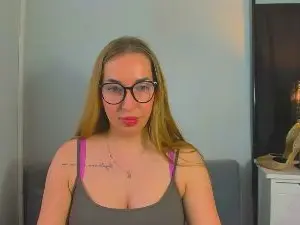 Cam4 Private Sex Chat of AriaSexually
