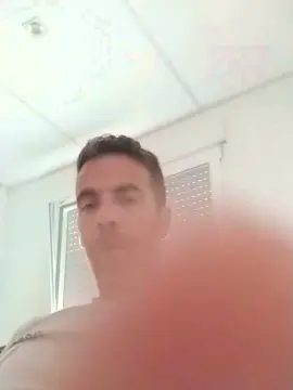 Cam4 Free Live Porn of bandy83