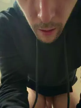 Cam4 Nude Webcam of Riski2