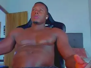 Cam4 Adult Webcam of ErikJackson35
