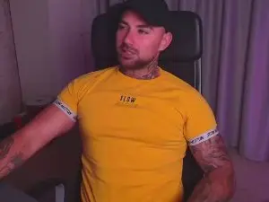 Cam4 Live Porn of DuncanStonee