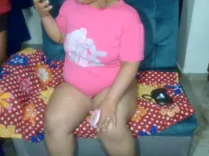 Cam4 Sex Cam of lili_latina