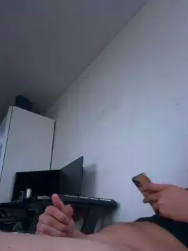 Cam4 Free Porn Cam of Carloss244