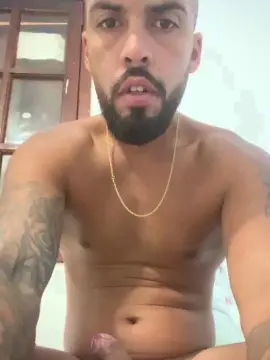 Cam4 Free Porn Cam of lucasdotadorj23