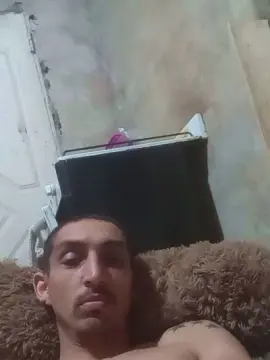 Cam4 Free Live Porn of danielhot623