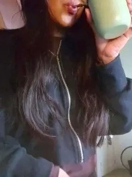 Cam4 Live Porn of r0m44