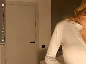 Cam4 Live Sex Cam of DaraKellon
