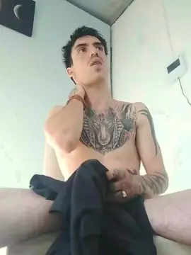 Cam4 Free Porn Cam of fighterguy1