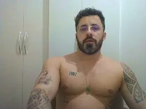 Cam4 Adult Webcam of Alers87