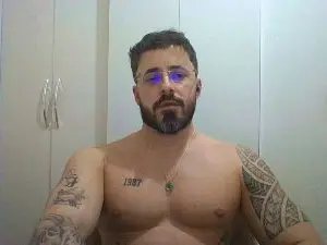 Cam4 Free Porn Cam of Alers87