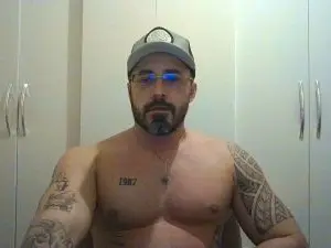 Cam4 Sex Cam of Alers87