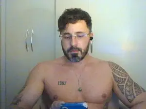 Cam4 Live Sex Cam of Alers87