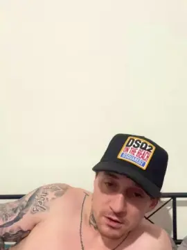 Cam4 Adult Webcam of Theirish_bull