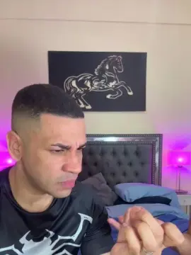 Cam4 Live Sex of matiushott
