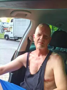 Cam4 Live Sex of axelblows