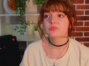 Cam4 Free Live Porn of MattieYamane