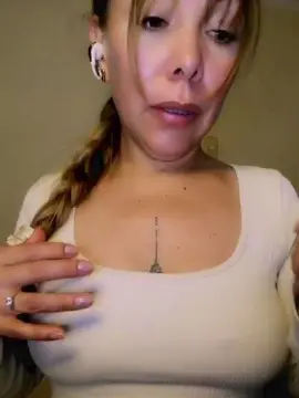 Cam4 Best live sex cam show of RUBIA40_OFI