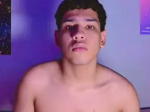 Cam4 Nude Webcam of Santiago_foxx