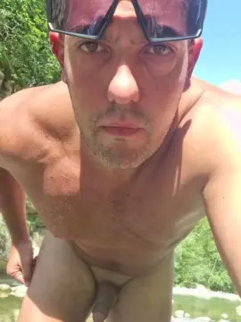 Cam4 Free Live Porn of 83moro83