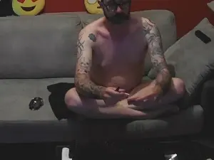 Cam4 Free Live Porn of Christian23Hot