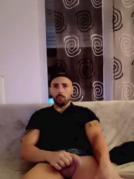 Cam4 Adult Video Chat of Liam_sexy27