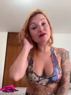 Cam4 Live Porn of cherryboom20