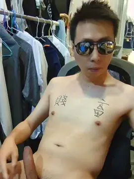 Cam4 Adult Video Chat of suitsabidog