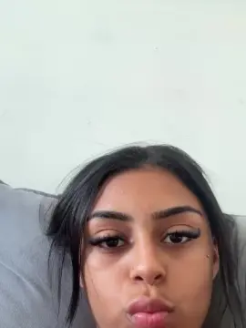 Cam4 Sex Cam of luara_00