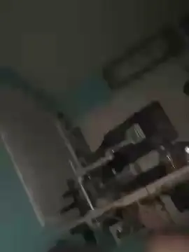 Cam4 Sex Cam of bigwhitecock83