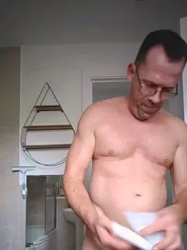 Cam4 Live Sex of dave_naked