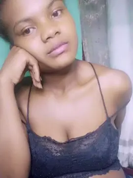 Cam4 Free Porn Cam of mialisoa3