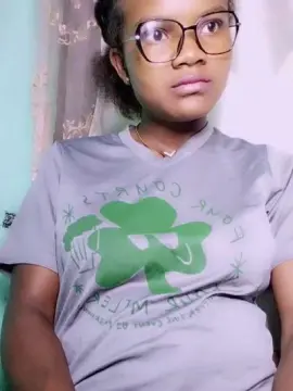 Cam4 Private Sex Chat of mialisoa3