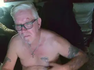 Cam4 Watch Live Sex Cams of dirtyminds1