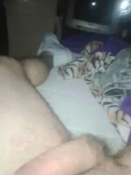 Cam4 Live Sex Cam of pozzolilucaspo1