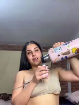 Cam4 Live Porn of Melodi420