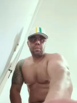 Cam4 Adult Webcam of Reinaldosantos