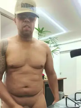 Cam4 Free Live Porn of Reinaldosantos